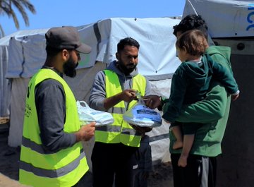 نماء الخيرية تنفذ مشروع "إفطار الصائم" في فلسطين